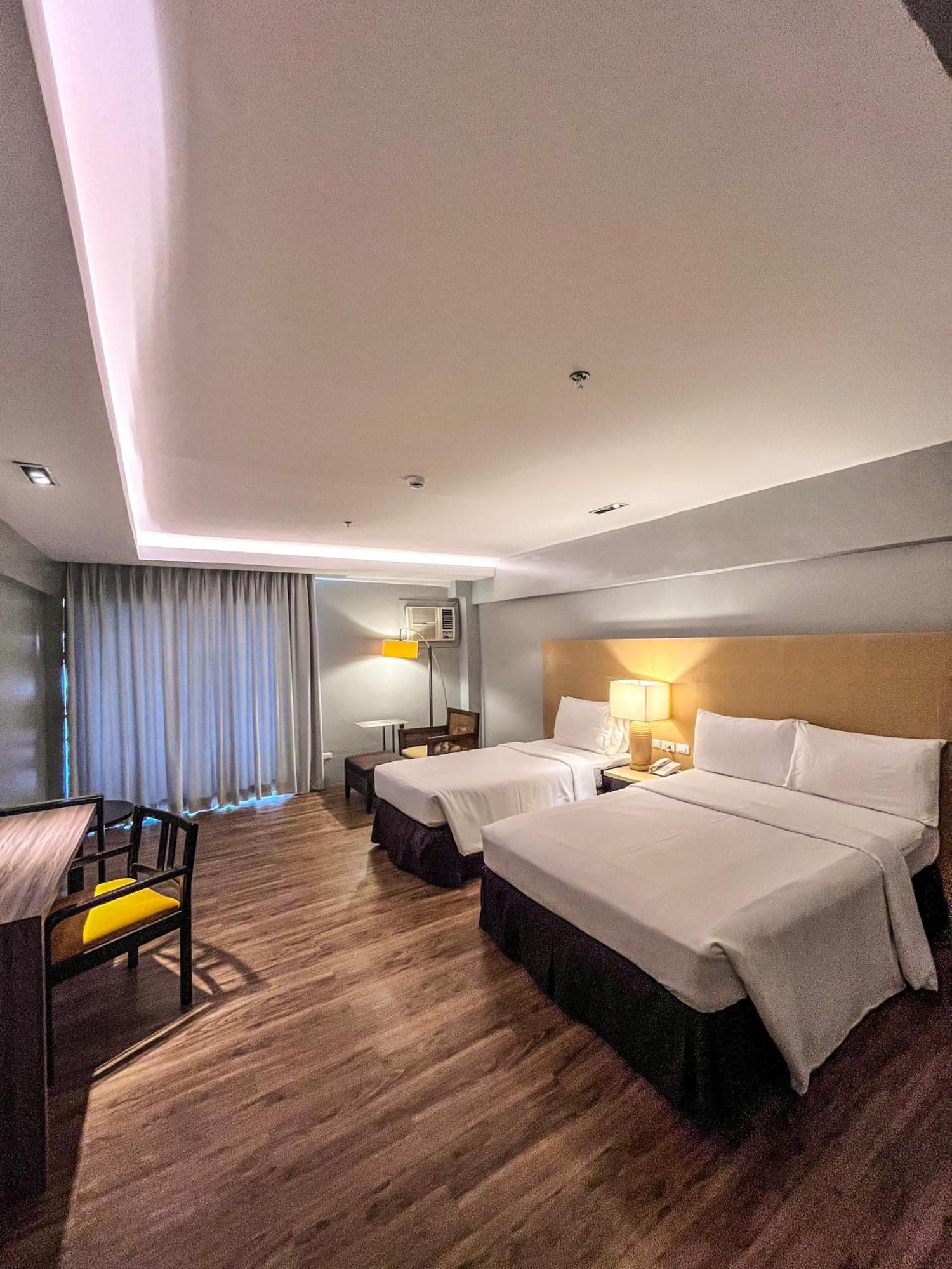 Cebu Grand Hotel Экстерьер фото